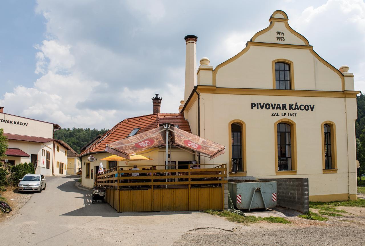 Pivovar Hubertus Kácov Exterior foto